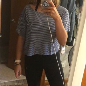 navy stripped flowy shirt